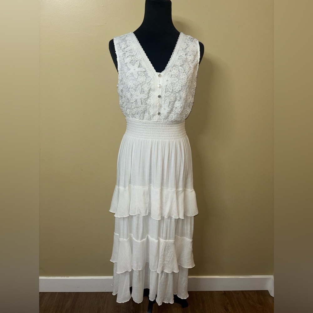 J GEE White Maxi Dress